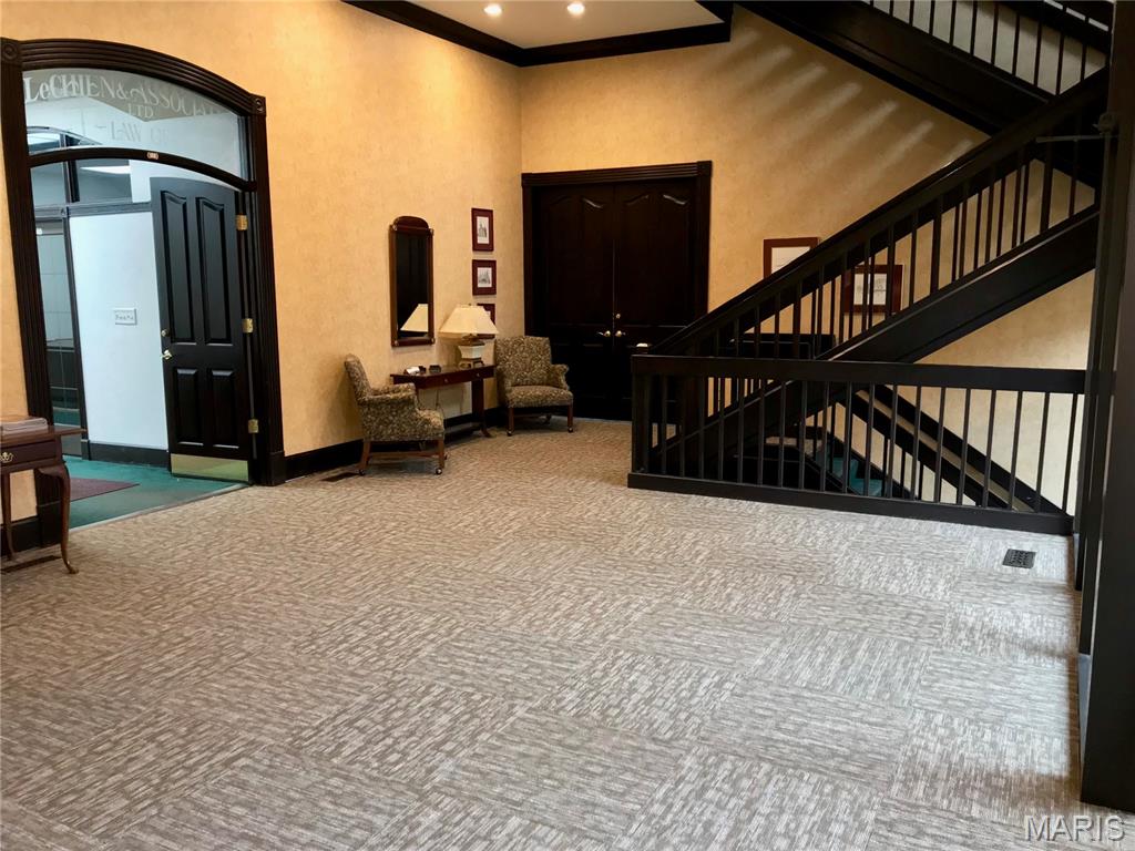 Belleville - Commercial Sale