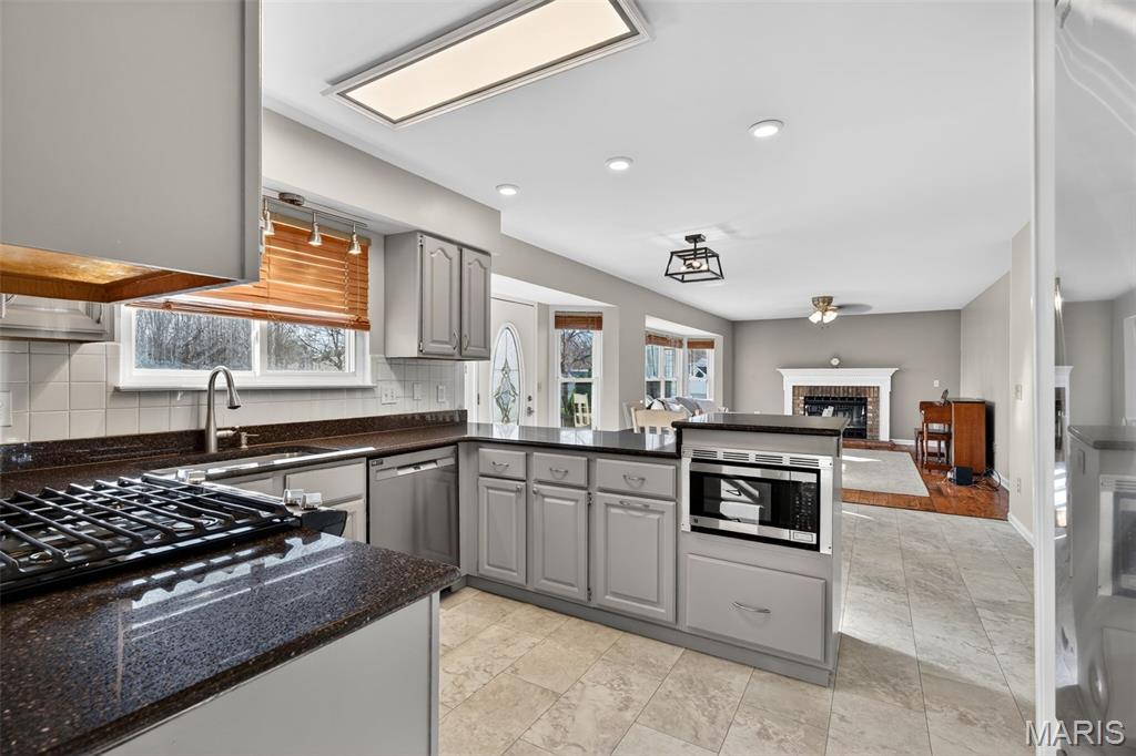 Whittington Place Aka Ashland Place - Residential