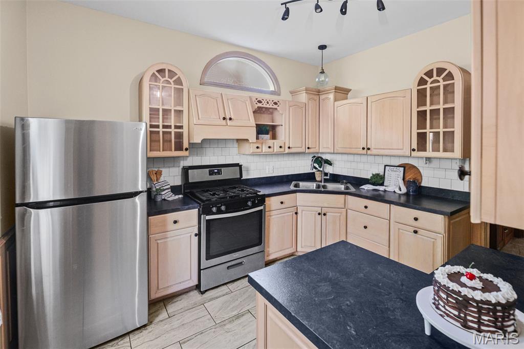 Alton Proper - Residential