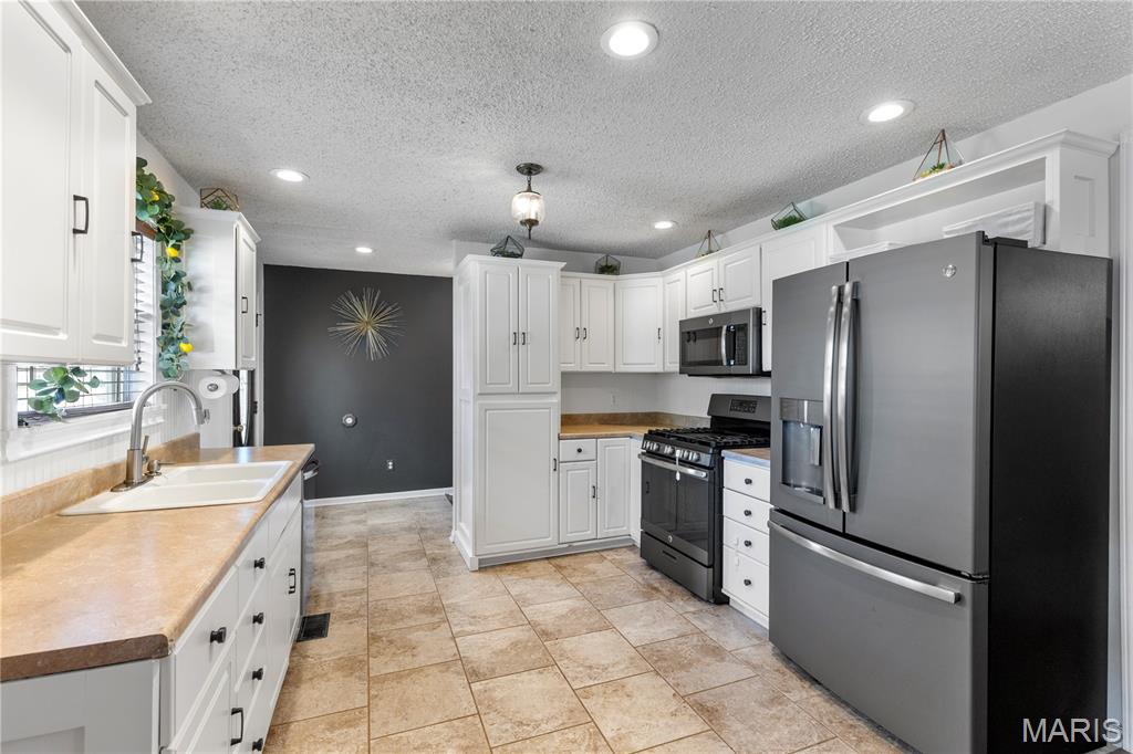 Tropic Aire Meadows #1 - Residential