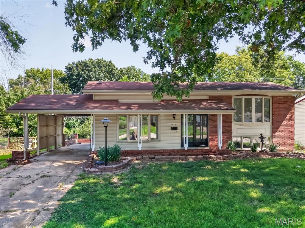 Flamingo Park 15 - Residential Lease