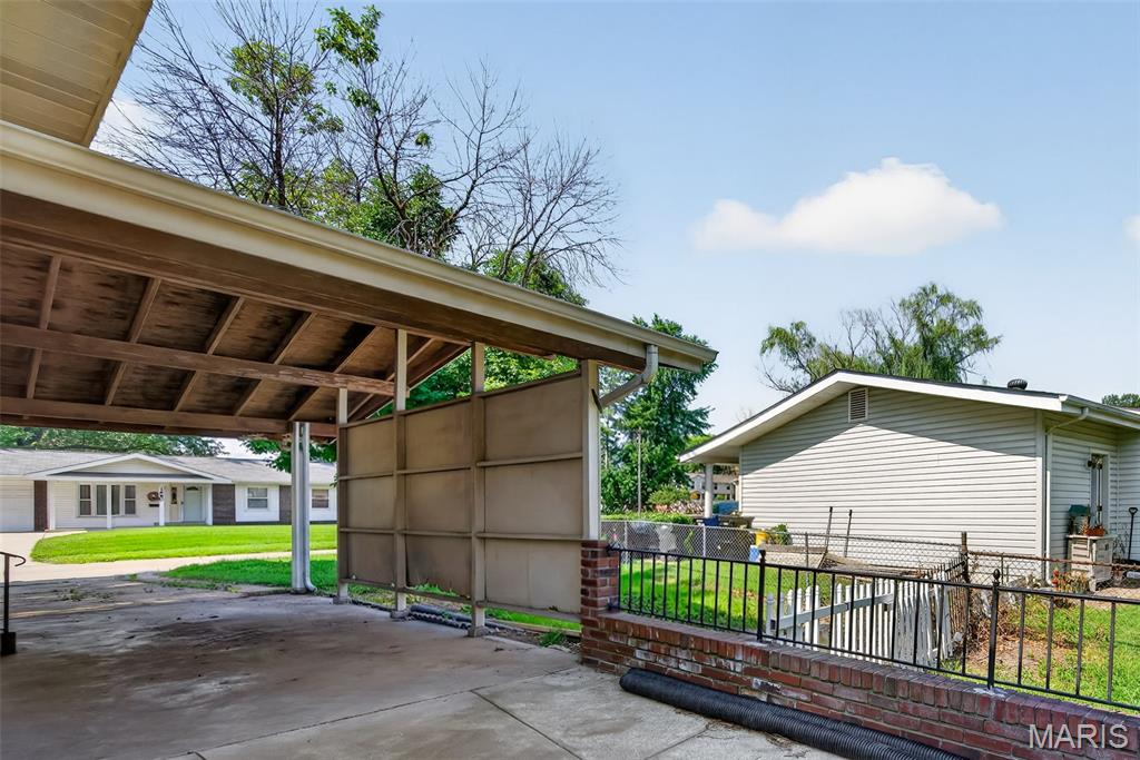Flamingo Park 15 - Residential Lease