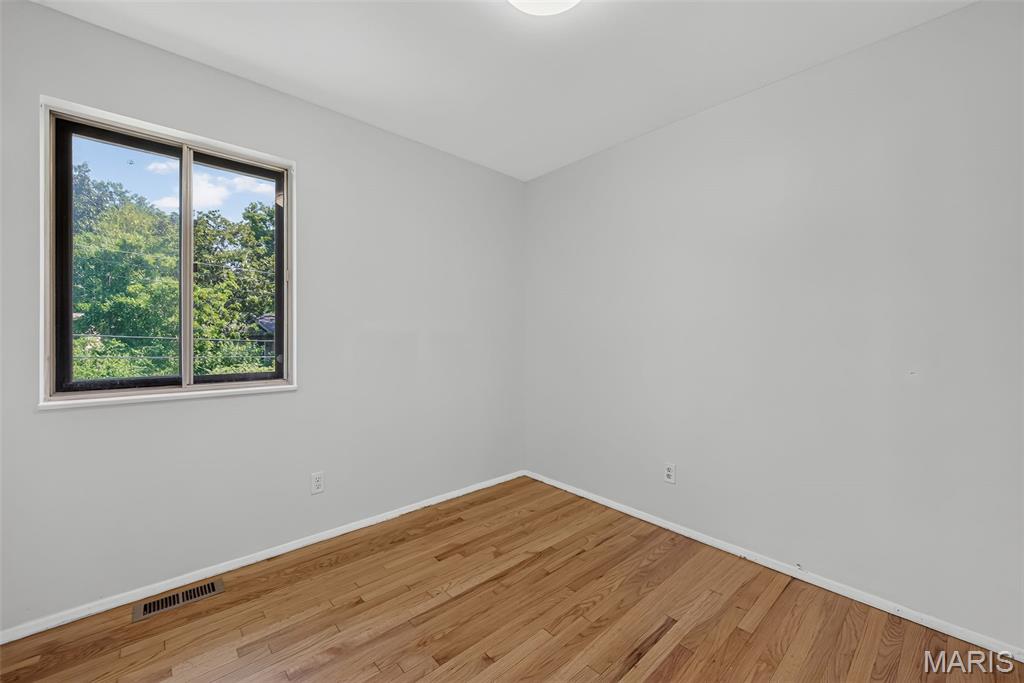 Flamingo Park 15 - Residential Lease
