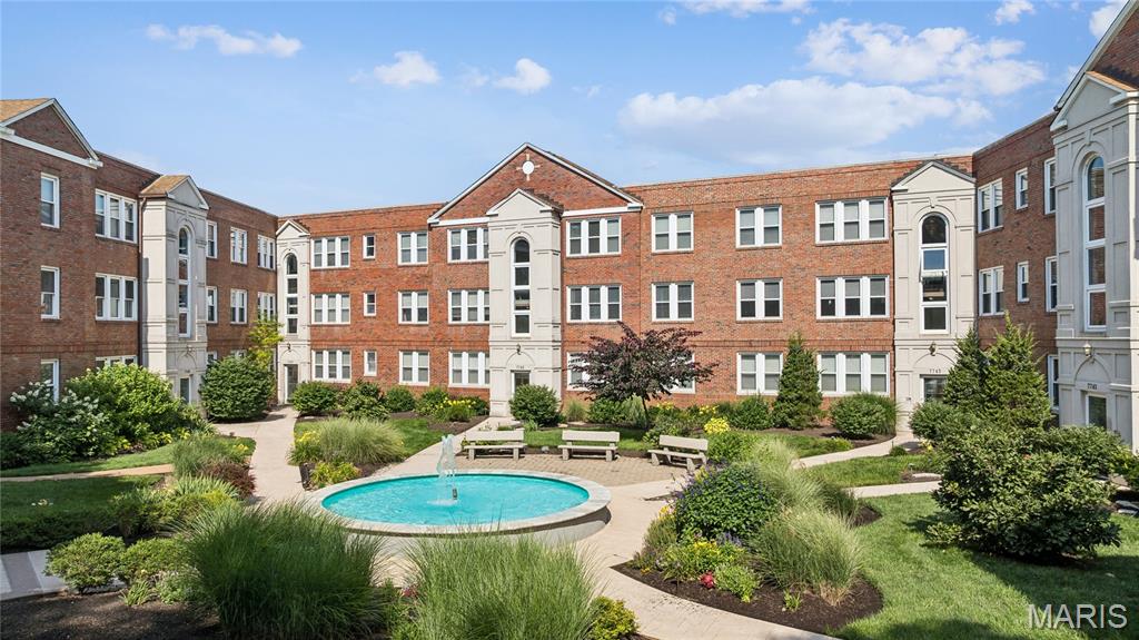 Fountain View Old Town Clayton - Residential