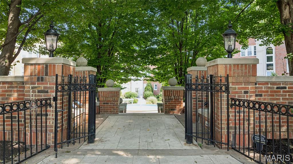 Fountain View Old Town Clayton - Residential