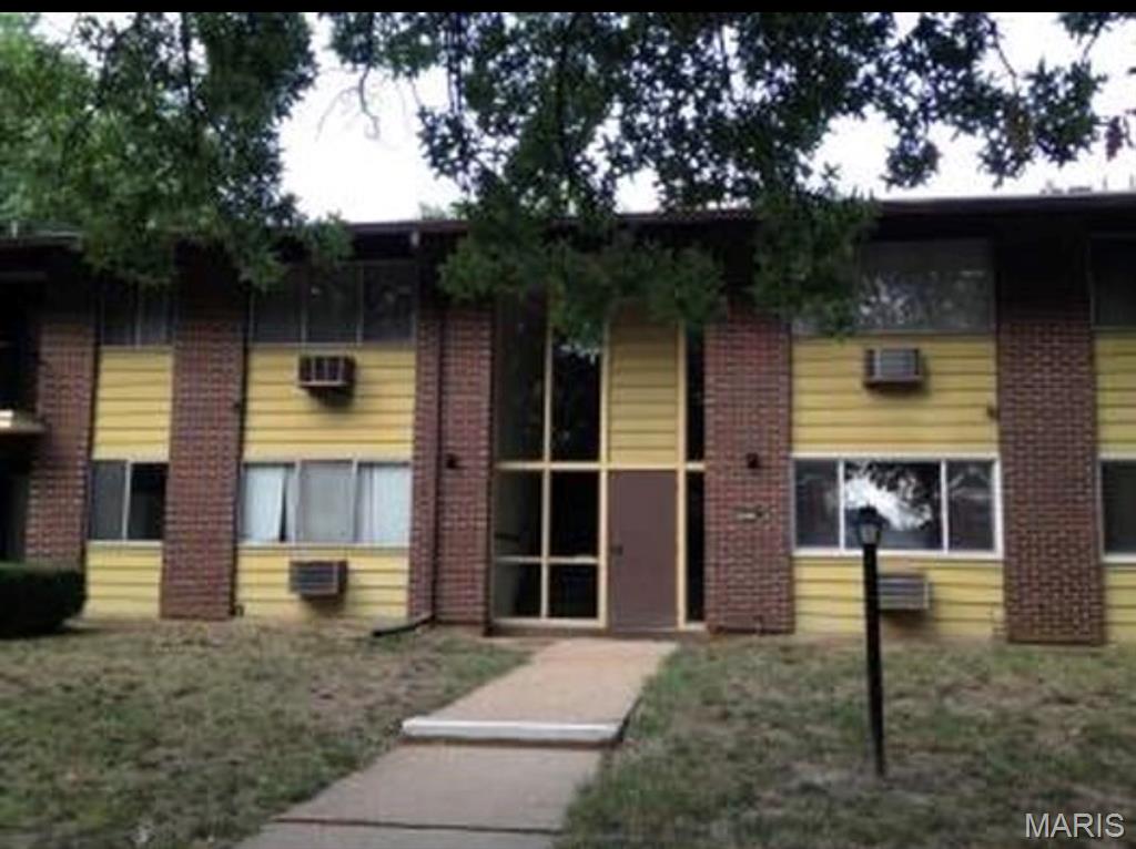 Hazelcrest Iii Condo - Residential