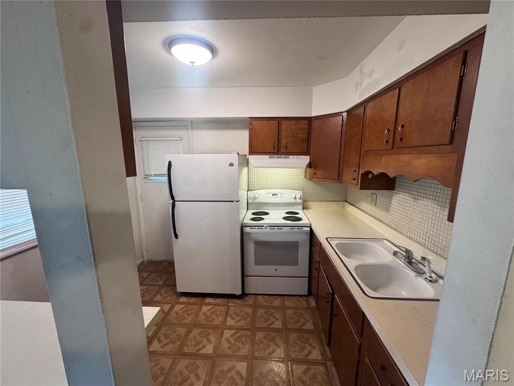 Hazelcrest Iii Condo - Residential