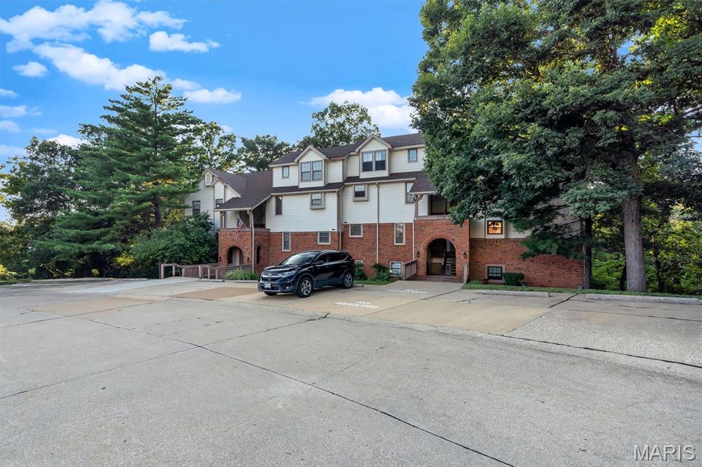 Arrowhead Condo Third Amd - Residential