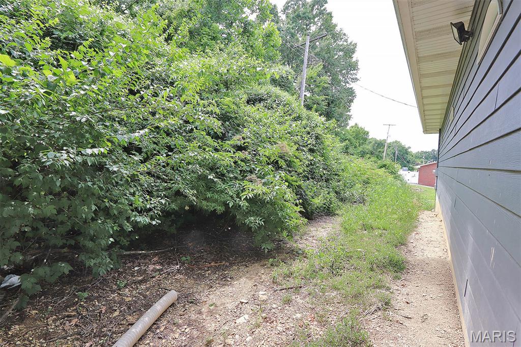 Town/East Federal Sub - Commercial Sale