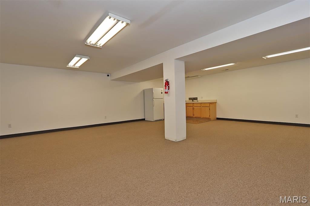 Town/East Federal Sub - Commercial Sale