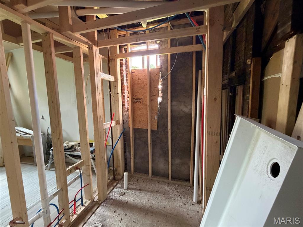 Hammett Add - Residential Income