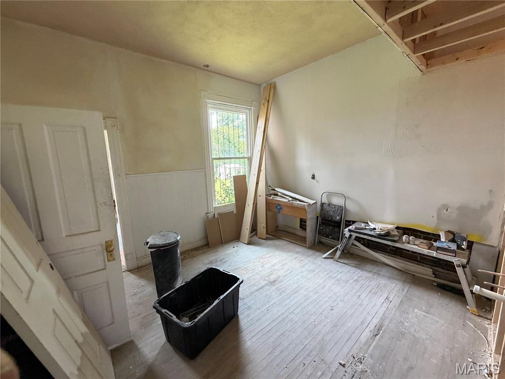 Hammett Add - Residential Income