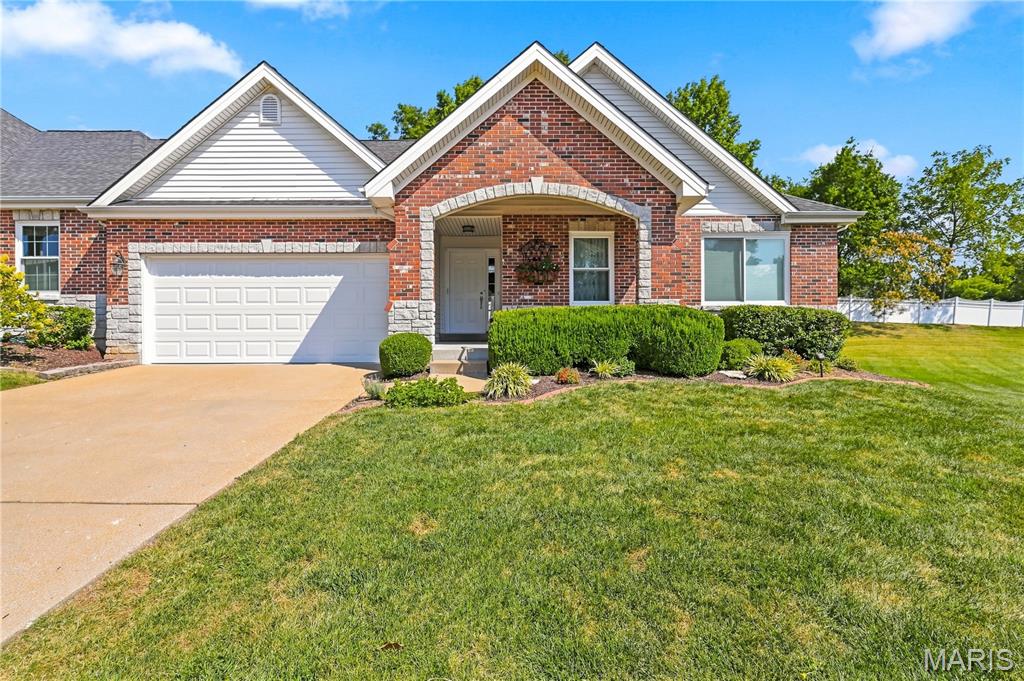 ONE LEVEL LIVING. UPSCALE FINISHES THROUGHOUT.
All upgrades are 2yrs or less.
VENTLESS GAS LOGS W/REMOTE.
HVAC SYSTEM-WATERHEATER-R-50 ATTIC INSULATION.
WINDOWS THROUGH OUT 15,000 PLUS.
ALL 3 BATHROOMS. LOWER LEVEL FINISHES.
INSULATED GARAGE DOOR.
BOSCH DISHWASHER.