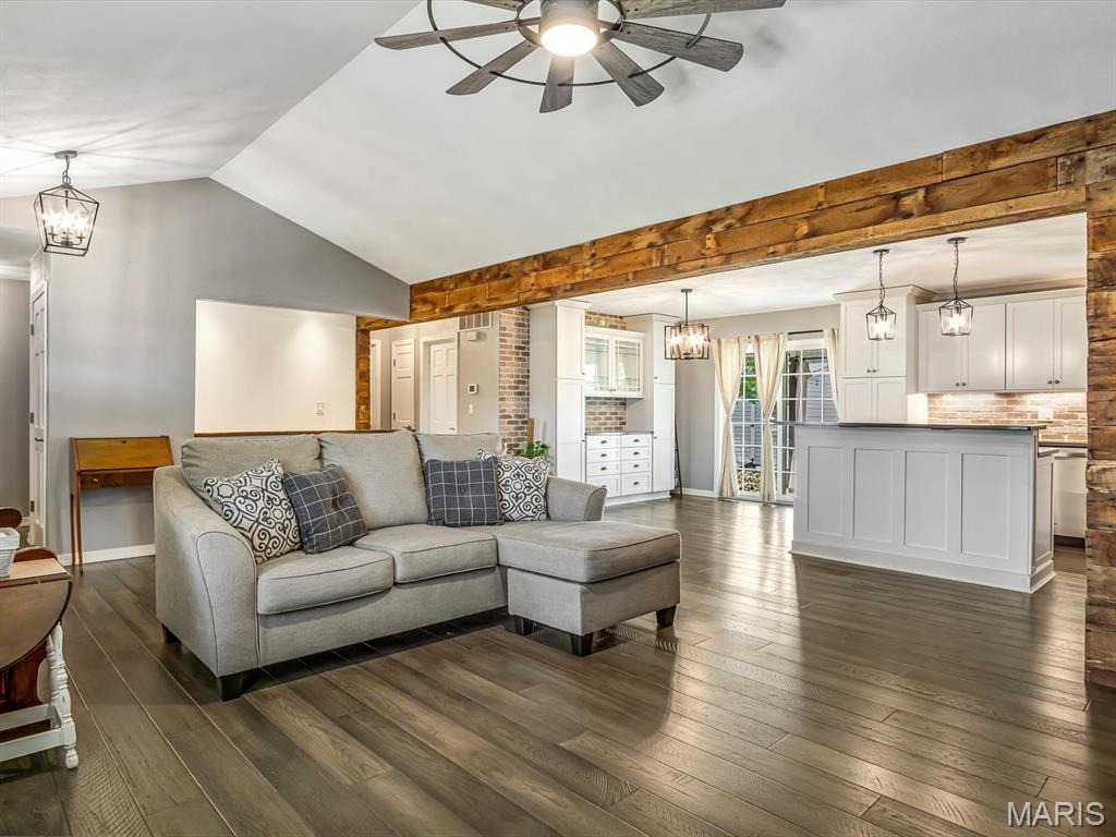 Suburban Place Ph 01/Smithton - Residential