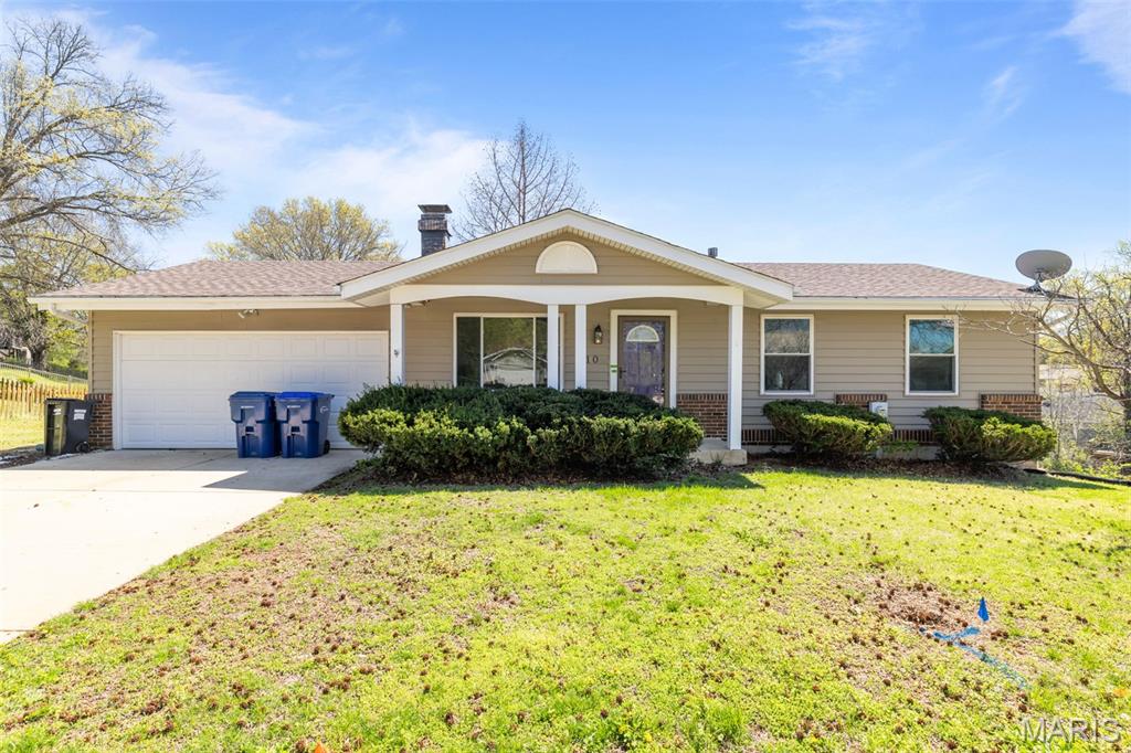 Charming 3-Bedroom Ranch with Private Pond Oasis in Ballwin!
Welcome to 210 Vistaoak Ct in the heart of Ballwin, MO 63021.
This well-maintained 1979 single-family ranch offers 1,016 sq. ft. of comfortable living space on a spacious 7,884 sq. ft. lot with an attached garage—perfect for first-time buyers, downsizers, or anyone seeking a low-maintenance home with exceptional outdoor appeal.Inside, you’ll find three bedrooms and 2 full baths arranged in a functional, easy-living floor plan.
The bathrooms are solid and ready for simple cosmetic updates (think fresh paint, new fixtures, or updated countertops)—no full rehabs required, just your personal touch to make it shine.
The kitchen could use new cabinets, counters, and floors to make it a gem, although it is functional as is.
The deck also needs some attention, but seems to be structurally sound.
Mechanical systems have been thoughtfully maintained: the roof is only 6 years old, the HVAC system dates to late 2018, and the water heater is less than 10 years old. These key updates deliver peace of mind and long-term efficiency.The true showstopper is the backyard retreat. Step onto the deck and enjoy sweeping views of the pond, stocked with fish and home to waterfowl and frogs. Fishing is permitted—ideal for weekend recreation, family gatherings, or peaceful mornings with coffee in hand. This rare water feature creates a true private oasis rarely found in the area.Conveniently located in a quiet Ballwin neighborhood with easy access to parks, shopping, and top-rated schools, 210 Vistaoak Ct offers the perfect blend of comfort, updates, and unique outdoor living. Schedule your showing today—this one won’t last long!


 Selling,as is. Seller to do no inspections OR repairs