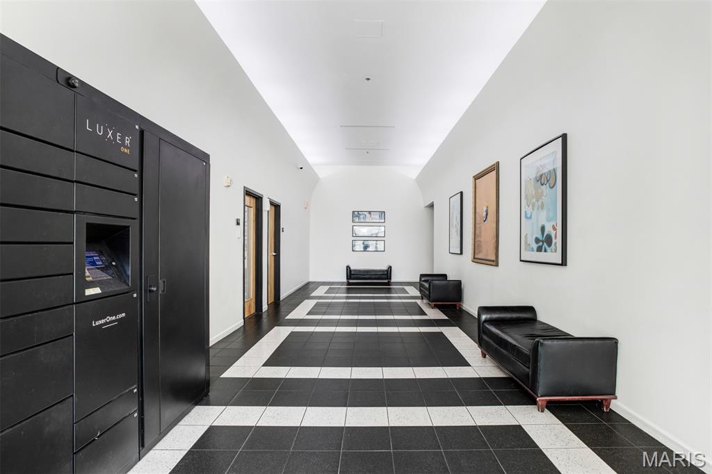 Annex Lofts Condo - Residential