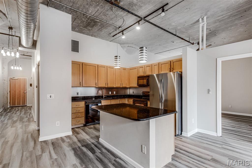Annex Lofts Condo - Residential