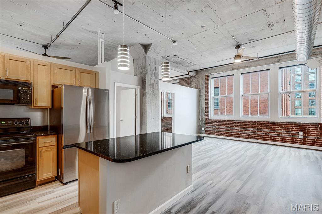 Annex Lofts Condo - Residential