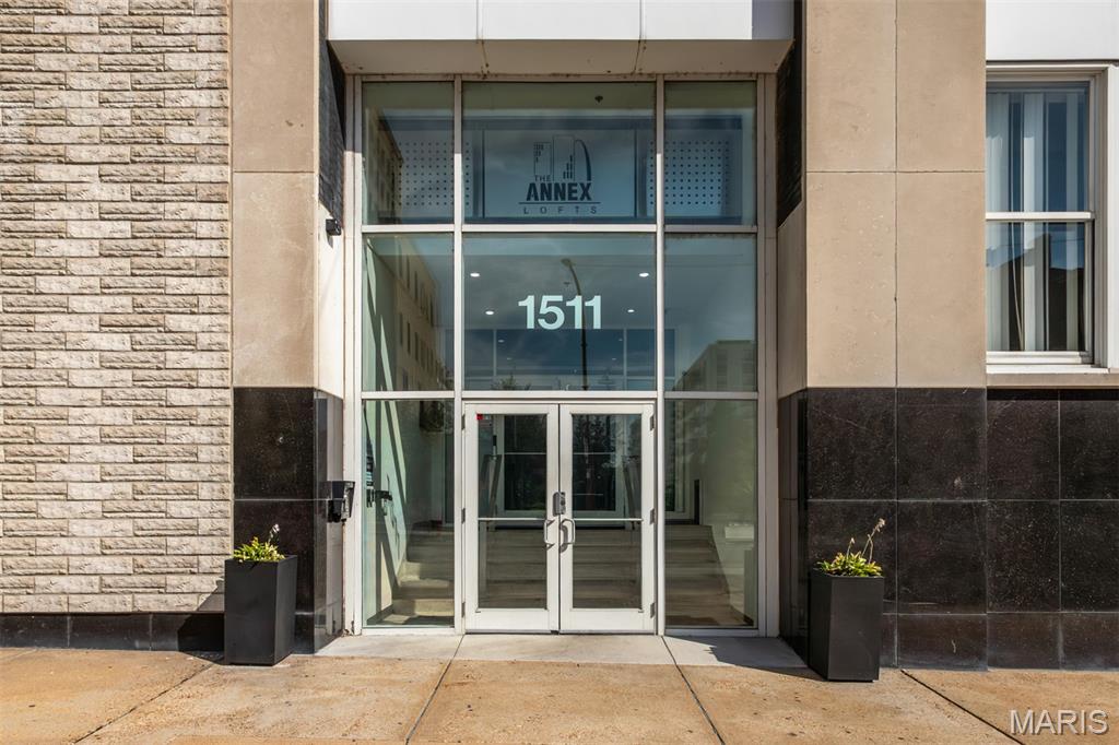 Annex Lofts Condo - Residential