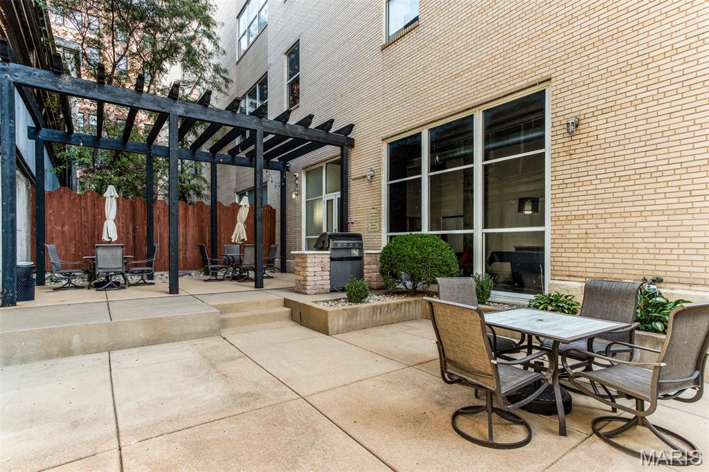 Annex Lofts Condo - Residential