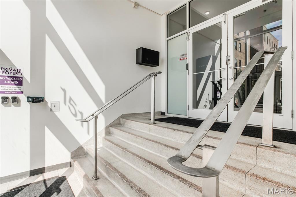Annex Lofts Condo - Residential