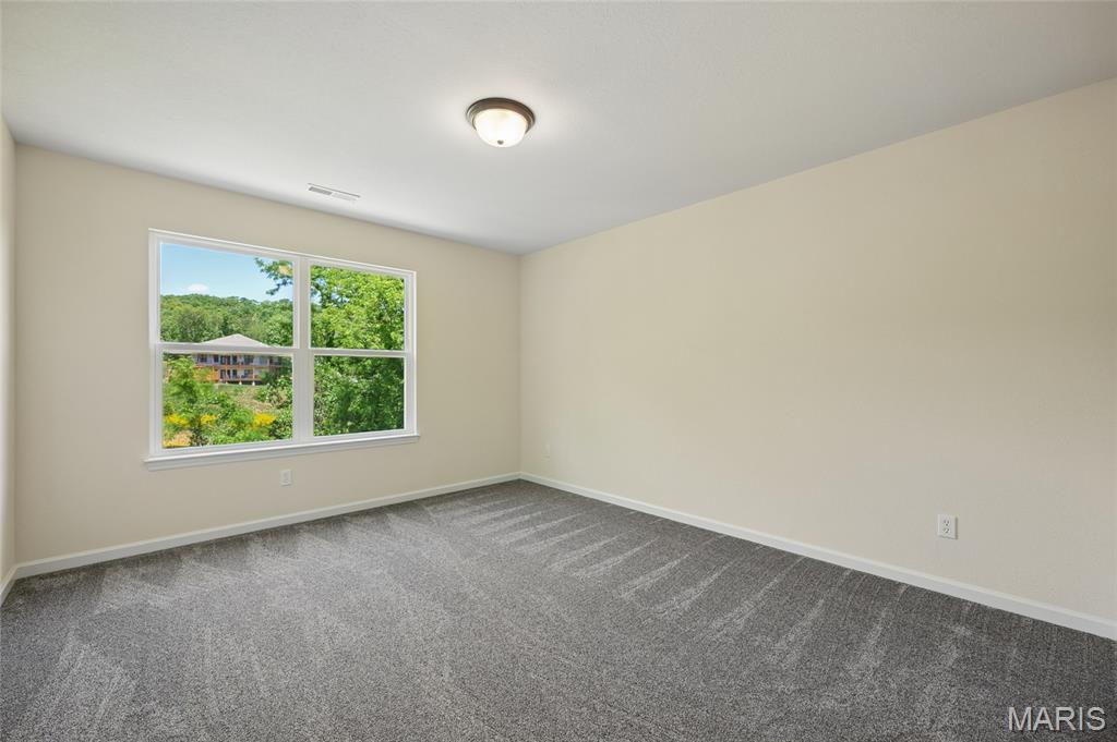 Twelve Oaks - Residential