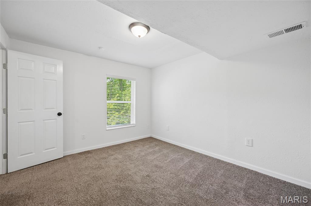 Twelve Oaks - Residential