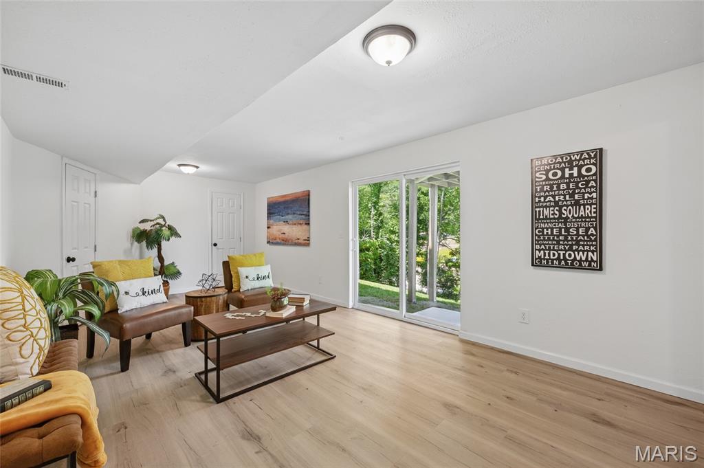 Twelve Oaks - Residential
