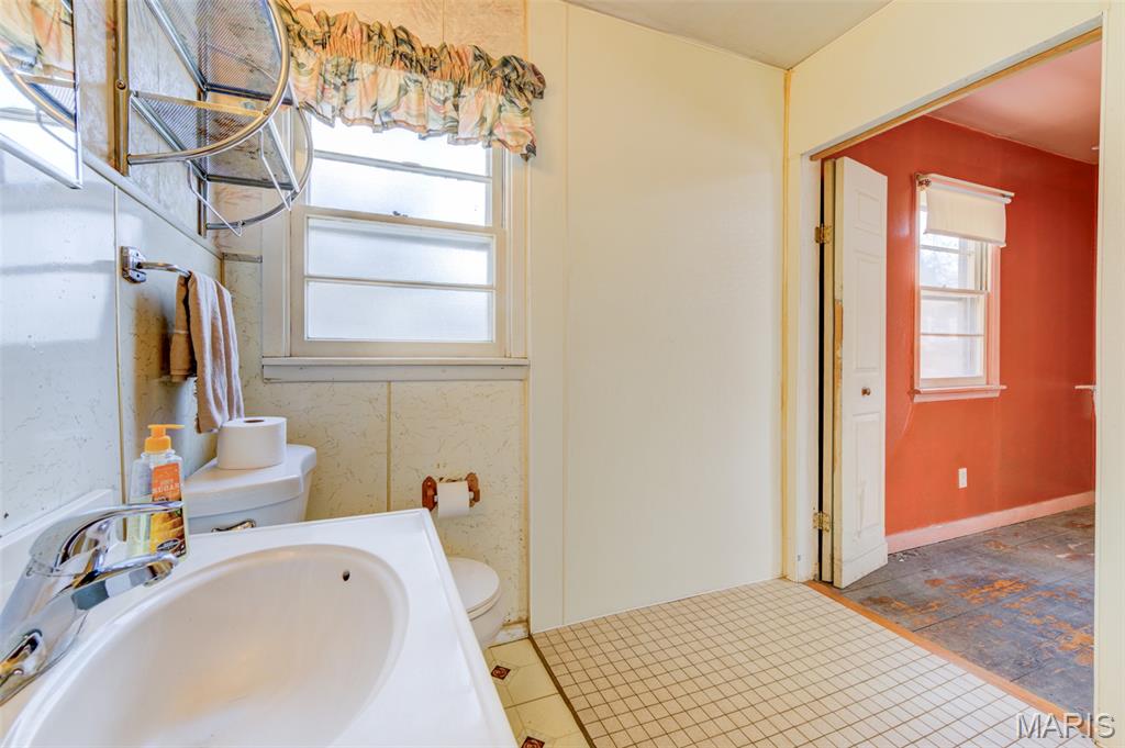 Elm Pt Place - Residential