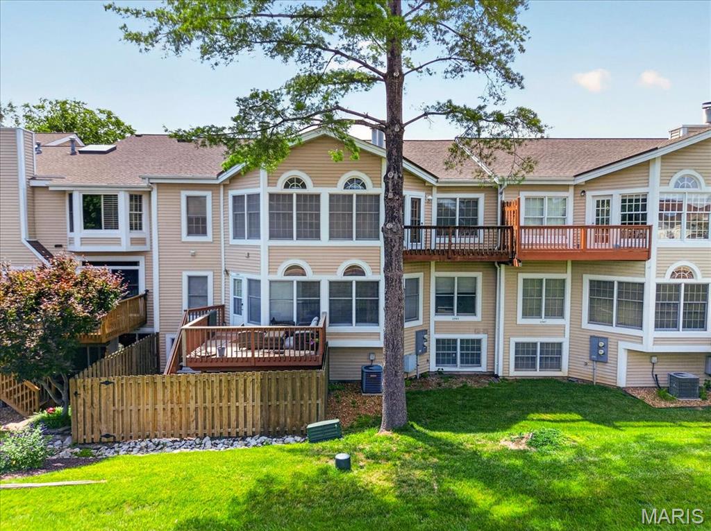 Field Pointe Condo Thirteen - Residential