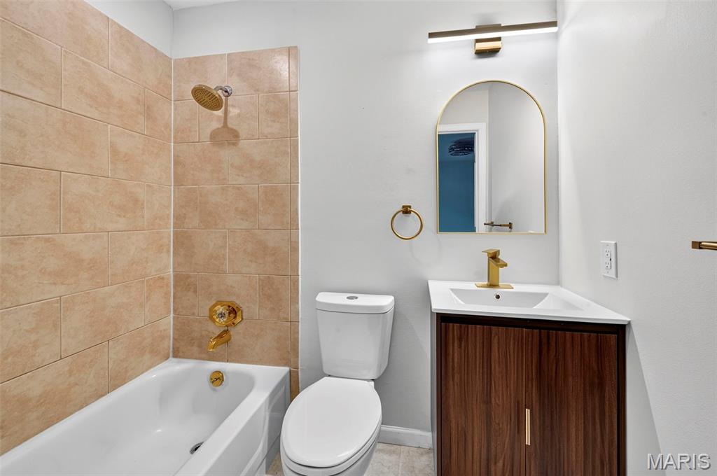 Summit Meadows 4 - Residential Lease