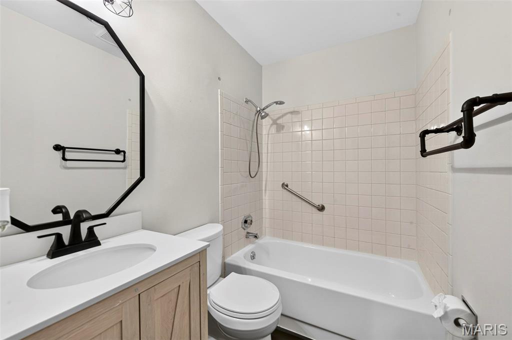Summit Meadows 4 - Residential Lease