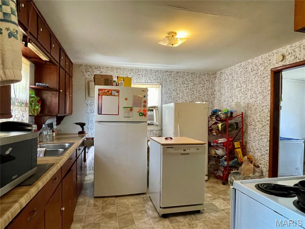 Hayes ADD s82.5' LOTS 12 & 13 BLK 4100'x82.5' - Residential