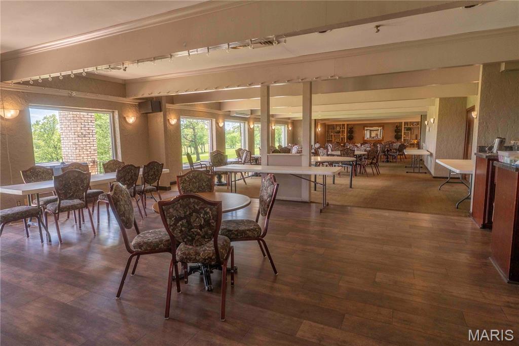 Terre Du Lac - Commercial Lease