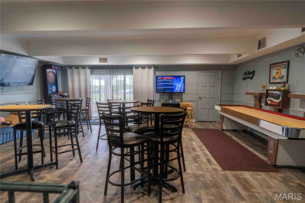Terre Du Lac - Commercial Lease