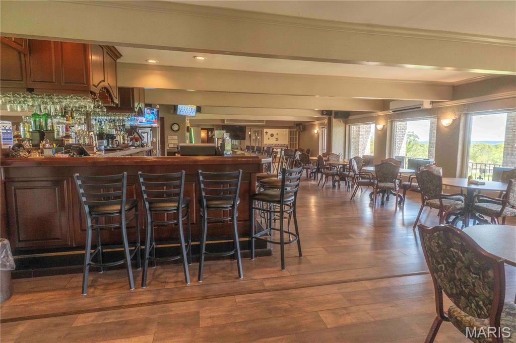 Terre Du Lac - Commercial Lease