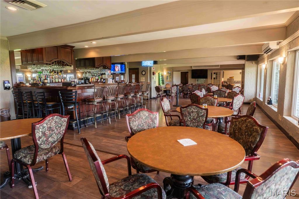 Terre Du Lac - Commercial Lease
