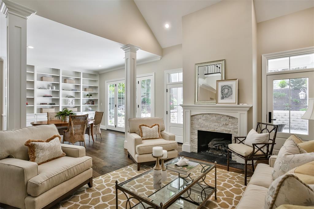 Fair Oaks Crescent - Residential