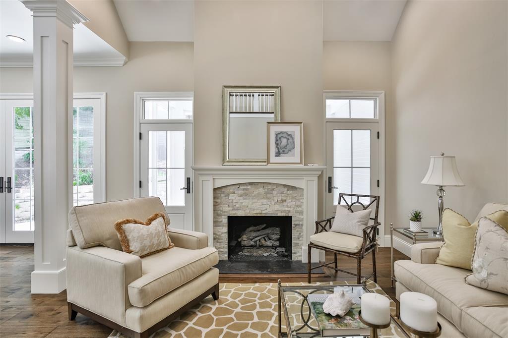 Fair Oaks Crescent - Residential