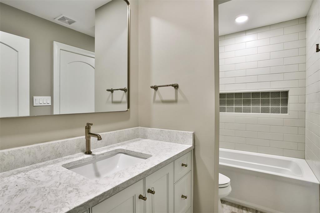 Fair Oaks Crescent - Residential