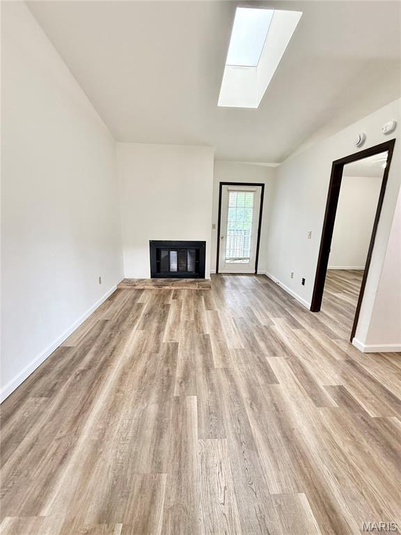 CHATEAU WOODS - Residential Lease