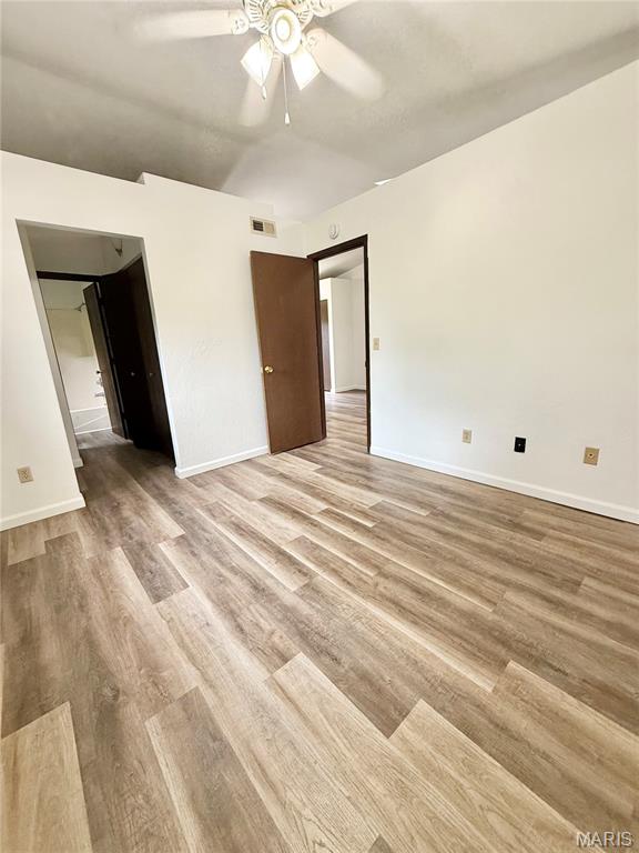 CHATEAU WOODS - Residential Lease