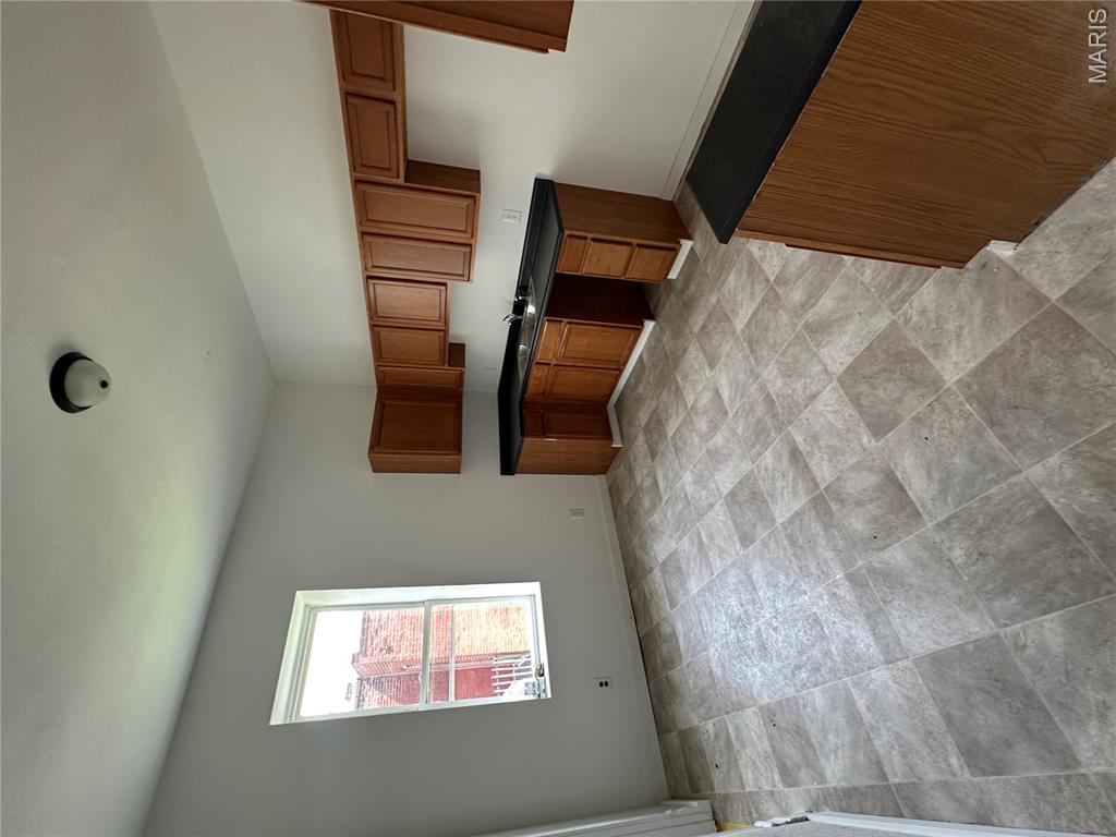 Irwin Z Smiths Add - Residential Income