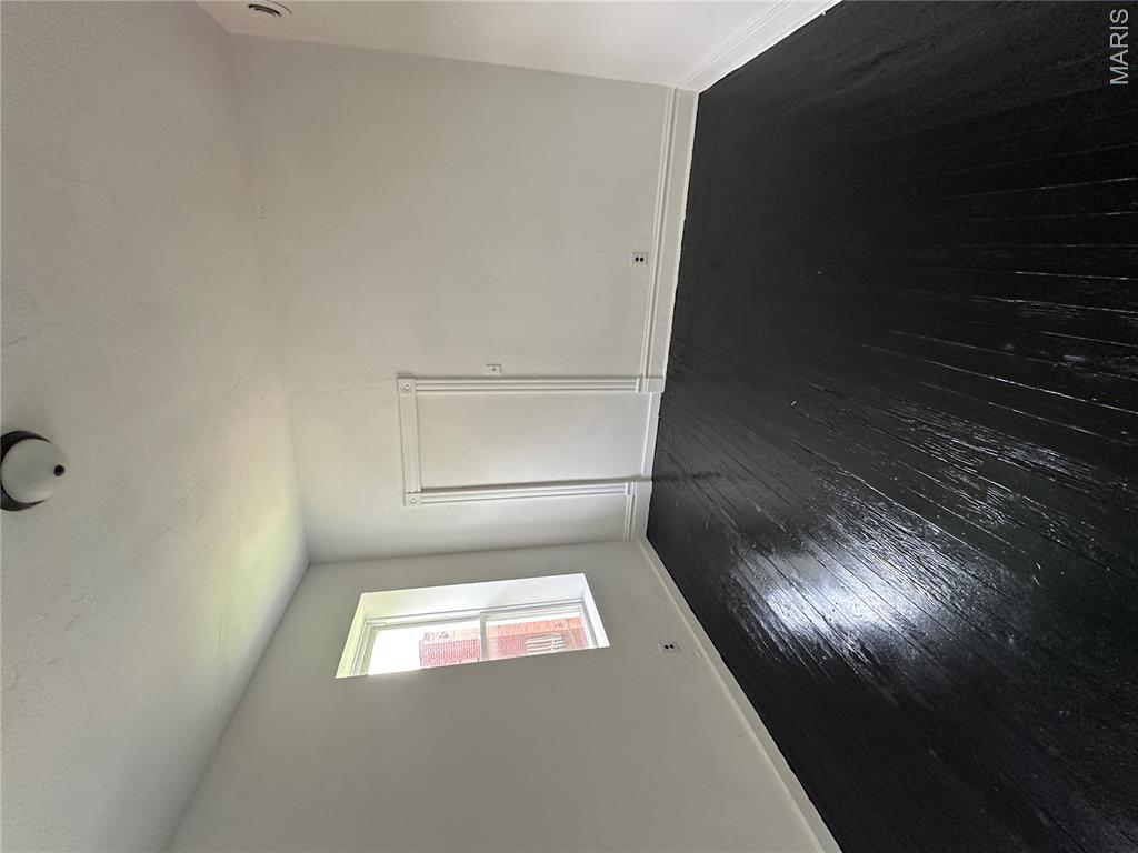 Irwin Z Smiths Add - Residential Income