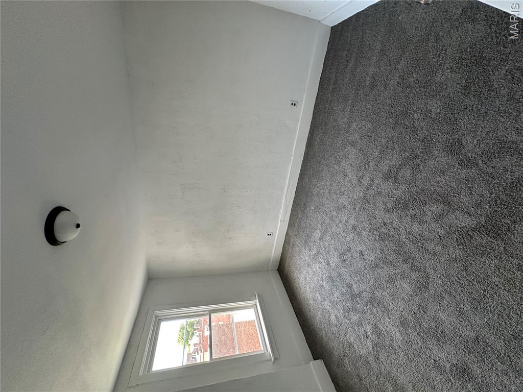 Irwin Z Smiths Add - Residential Income