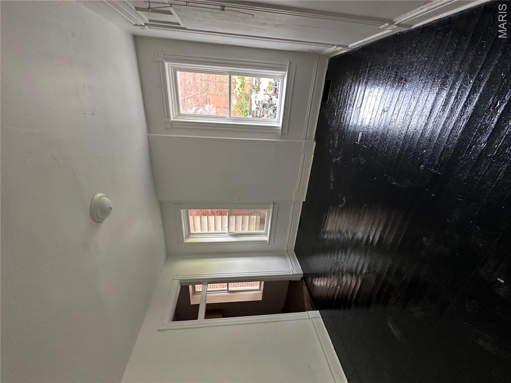 Irwin Z Smiths Add - Residential Income