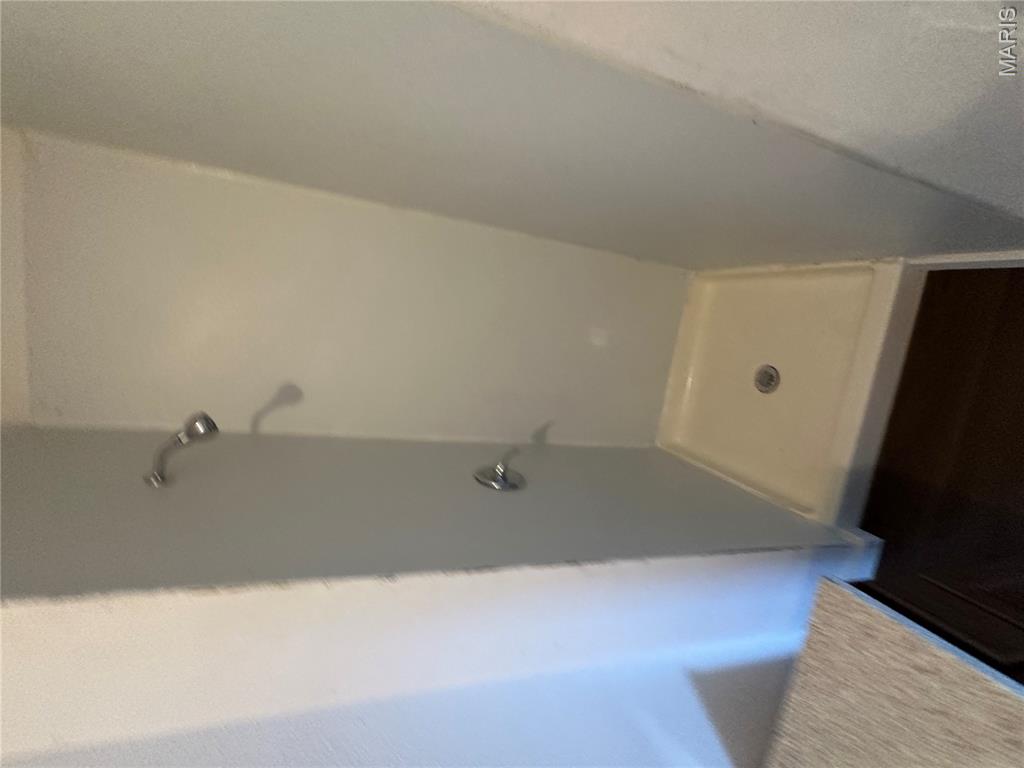 Irwin Z Smiths Add - Residential Income