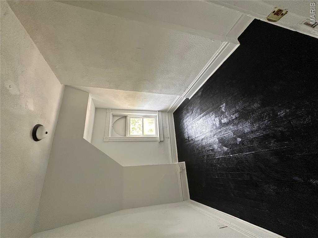 Irwin Z Smiths Add - Residential Income