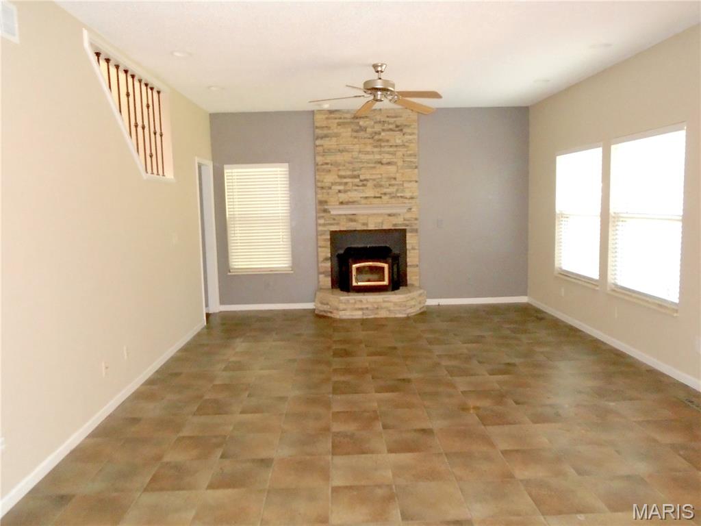 FAIRWOOD HILLS SUBDIVISION - Residential Lease