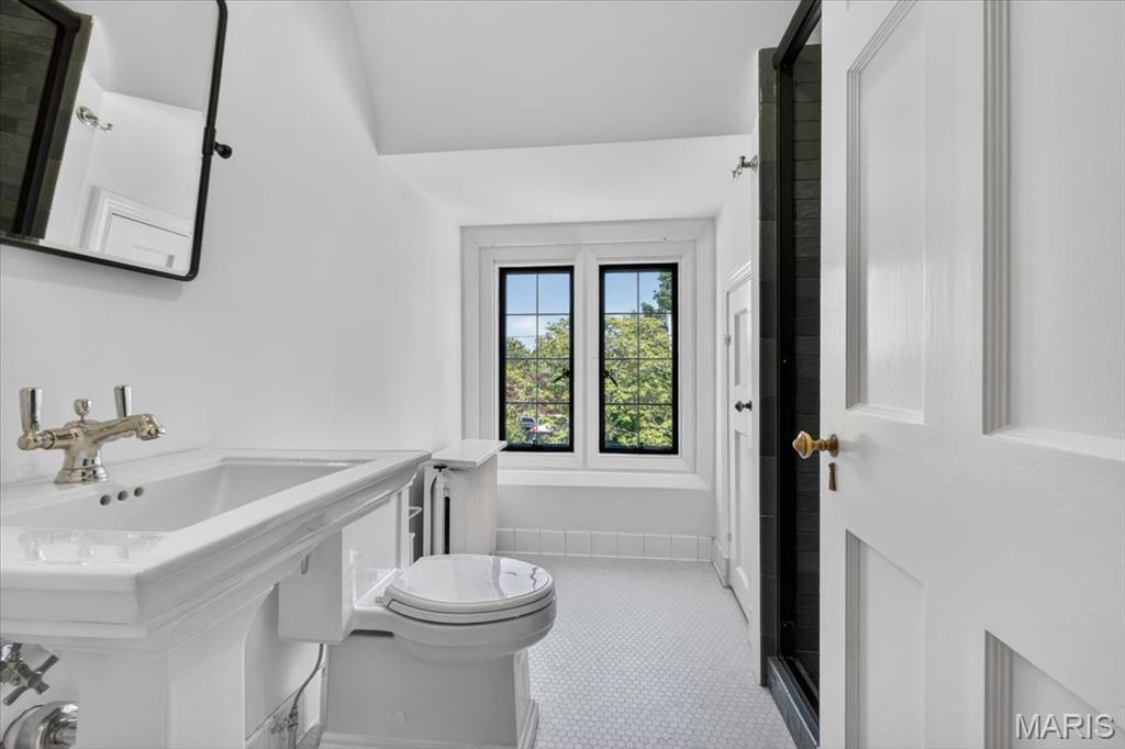 Catlin Tr Add - Residential